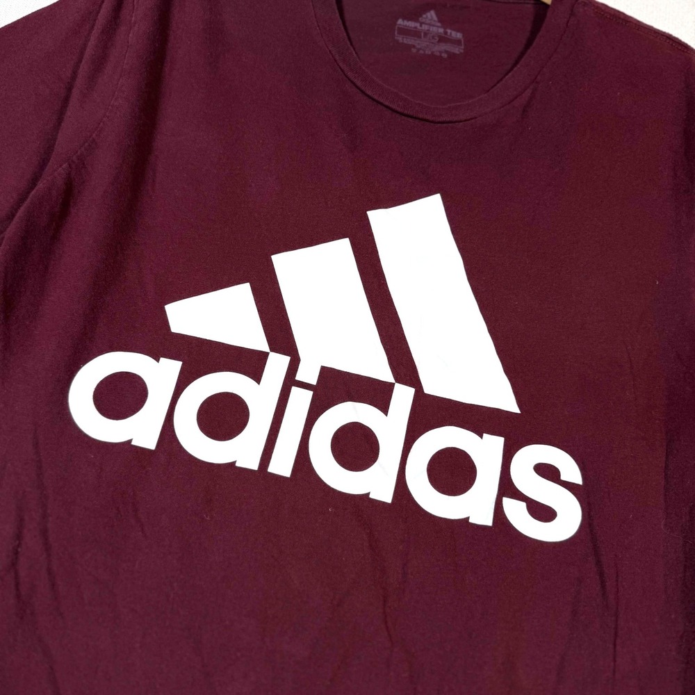 Adidas Amplifier Tee Maroon Burgundy Large Mens Short Sleeve Graphic T-Shirt